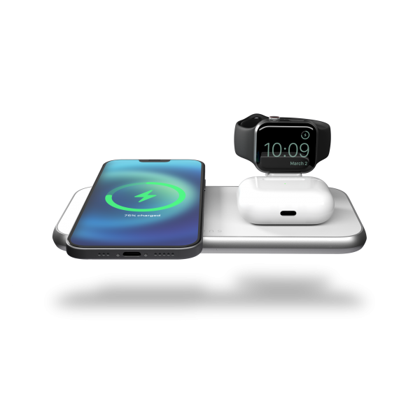 ZEDC17W - Zens 4-in-1 MagSafe Wireless Charger Front Top View with devices